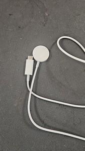 Apple magnetic watch charger