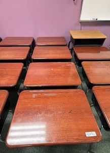 4-student desks