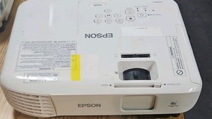 Epson projector V s 250