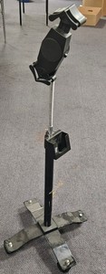 adjustable gooseneck tablet stand