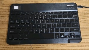 Bluetooth keyboard