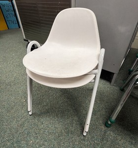 2 white chairs