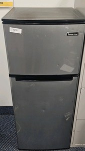 Magic Chef refrigerator