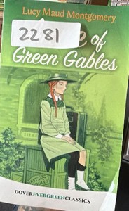 Anne Of Green Gables (Montgomerey)  (r400)