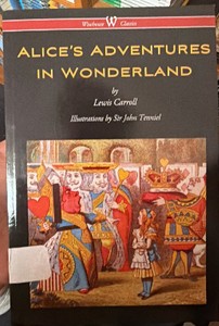 Alices Adventures in Wonderland by Lewis Carroll  (r400)