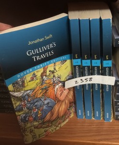 Gullivers Travels by Johnathan Swift  (r400)