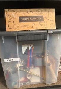 Miscellaneous science equipment  (r400)
