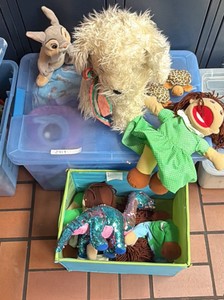 Puppets and stuffed animals