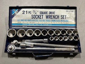 34 Drive Socket Wrench Set
