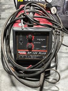 Lincoln Electric SP-125 Plus Welder