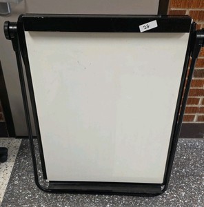 Adjustable easel