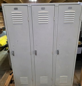 3 lockers