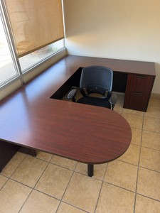 Large U-Shaped Executive Office Desk with Return & Pedestal Storage