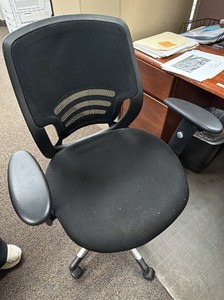 Ergonomic Mesh Office Task Chair with Adjustable Arms