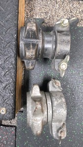 set of two 2.5lb weighted barbell collar