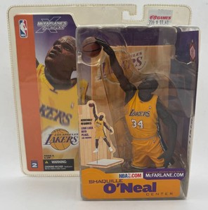 2002 McFarlane Toys NBA Series 2 Action Figure Shaquille ONeal (Los Angeles Lakers) (New Old Stock)