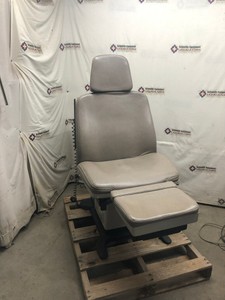 85976 - Midmark 75L Model 411-016 Exam Table
