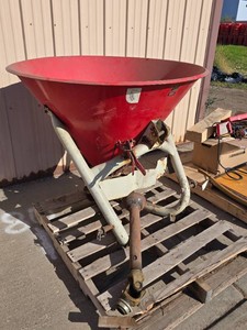 Diadem 290 3pt. Spreader