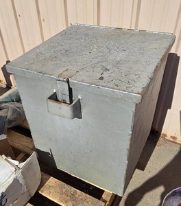 Metal Storage Box - 20 x 18