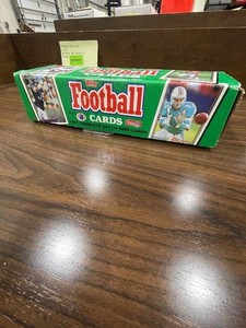 1991 TOPPS Football Cards Complete Set of 660 Cards