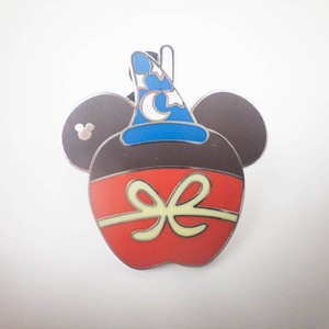 Disney Hidden Mickey Pin  1 of 7 Pin