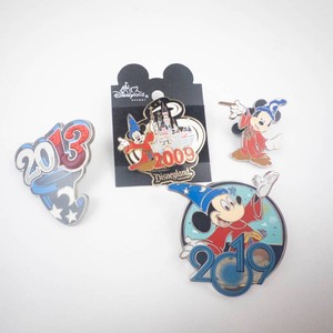 Disneyland Resort Mickey Mouse Pins (Lot of 4)
