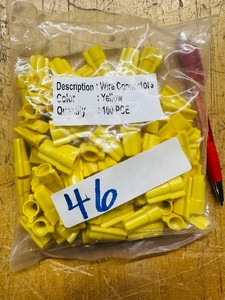100 YELLOW WIRE NUTS