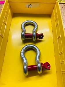 Lot of 2  78 (6.5 ton) SCREW PIN CLEVISES