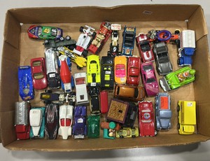 miscellaneous diecast trucks, cars, vehicles, hot wheels matchbox