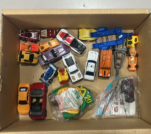 miscellaneous diecast lot of matchbox hot wheels