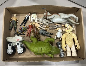 vintage Star Wars action figures vehicles creatures lot