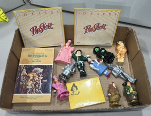 wizard of Oz of collectibles and figures