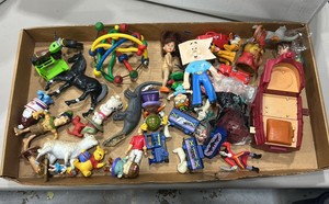 miscellaneous lot of action, figures, animals vehicles, Disney miscellaneous