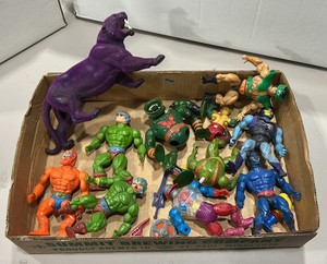 vintage Masters of the universe, he-man lot of action, figure figures, weapons, and accessories