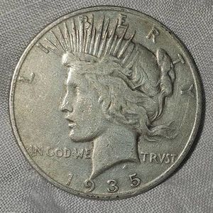 1935 S  Peace Dollar $1