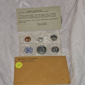 1957 US Mint , Proof Coin Set UNC in Envelope
