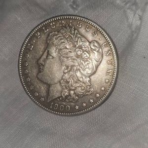 1900 Morgan Silver Dollar $1