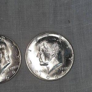 2-1964 Kennedy Halfs, AU PLUS