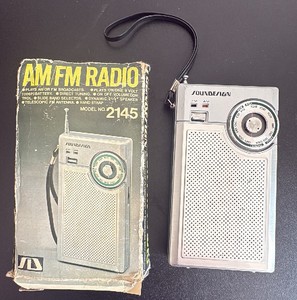 Vintage Soundesign AMFM Radio