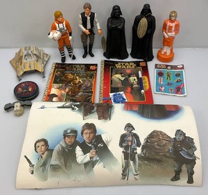 Miscellaneous vintage Star Wars collectibles.