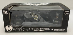 BATMOBILE TUMBLER BATMAN FIGURE NEW SEALED BLACK VEHICLE FIGURE SET NICE BOX