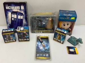 Miscellaneous doctor who collectibles, including doctor who the card game and more.