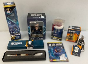 Miscellaneous vintage doctor who collectibles and more