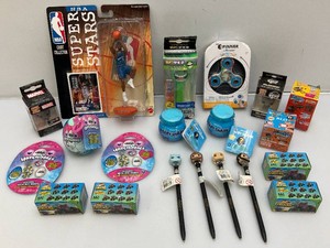 Miscellaneous vintage miniature collectibles and surprise boxes. all are new in pack.