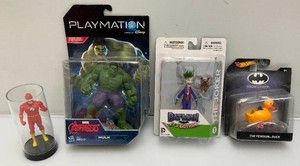 Miscellaneous collectible action figures, including the hulk and more all new in pack.