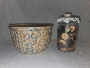 Red Wing Stone Ware and Vintage Buttons