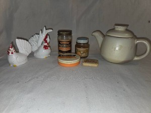 Mixture of vintage items
