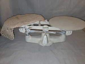 Vintage bakers scale
