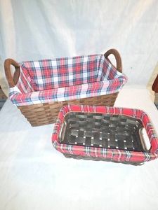 2 wicker baskets