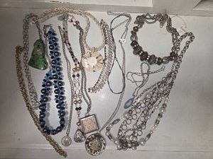 Vintage Jewelery lot-13 pieces